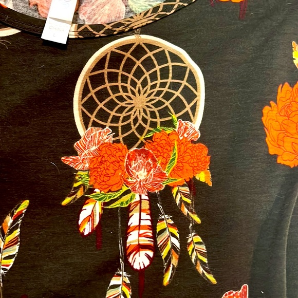Lularoe Irma Dreamcatcher tunic - Picture 3 of 4